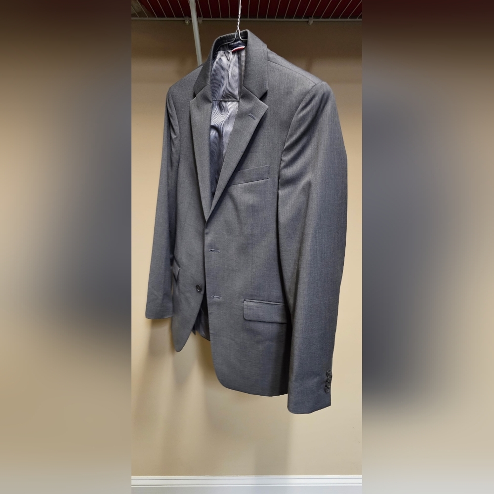 Tommy Hilfiger Gray Men's Suit